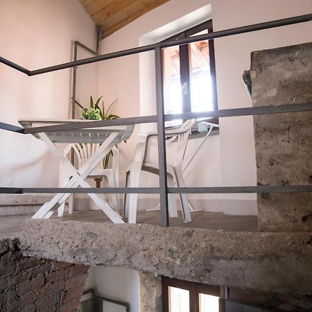 Il Nido Di Tiffany Apartment Massino Visconti Екстериор снимка