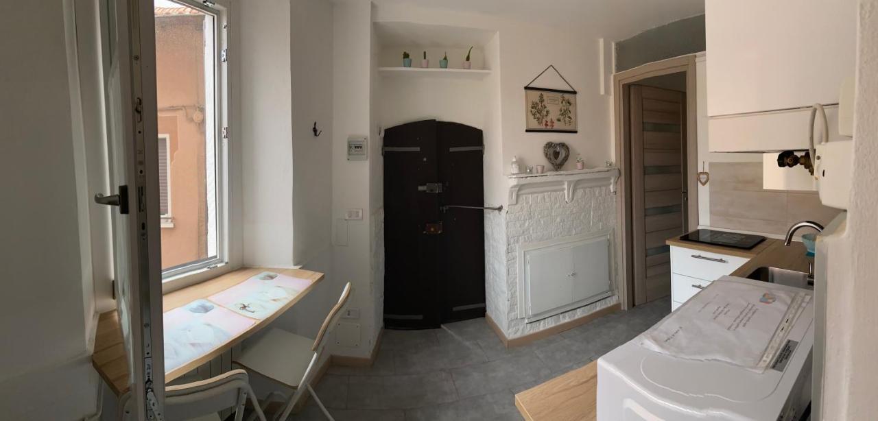 Il Nido Di Tiffany Apartment Massino Visconti Екстериор снимка