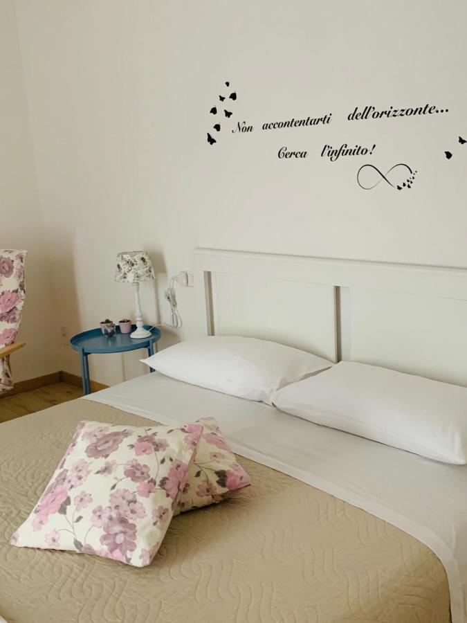 Il Nido Di Tiffany Apartment Massino Visconti Екстериор снимка