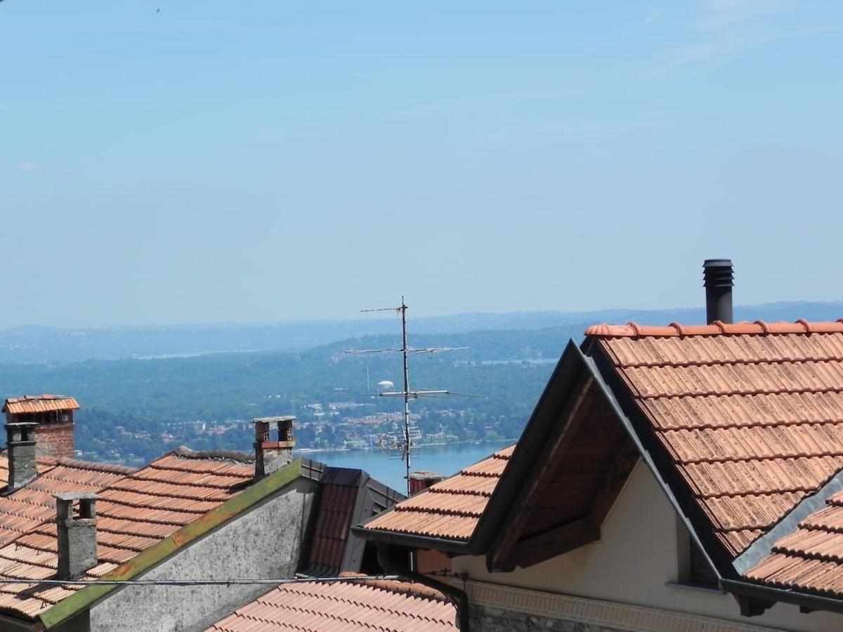 Il Nido Di Tiffany Apartment Massino Visconti Екстериор снимка